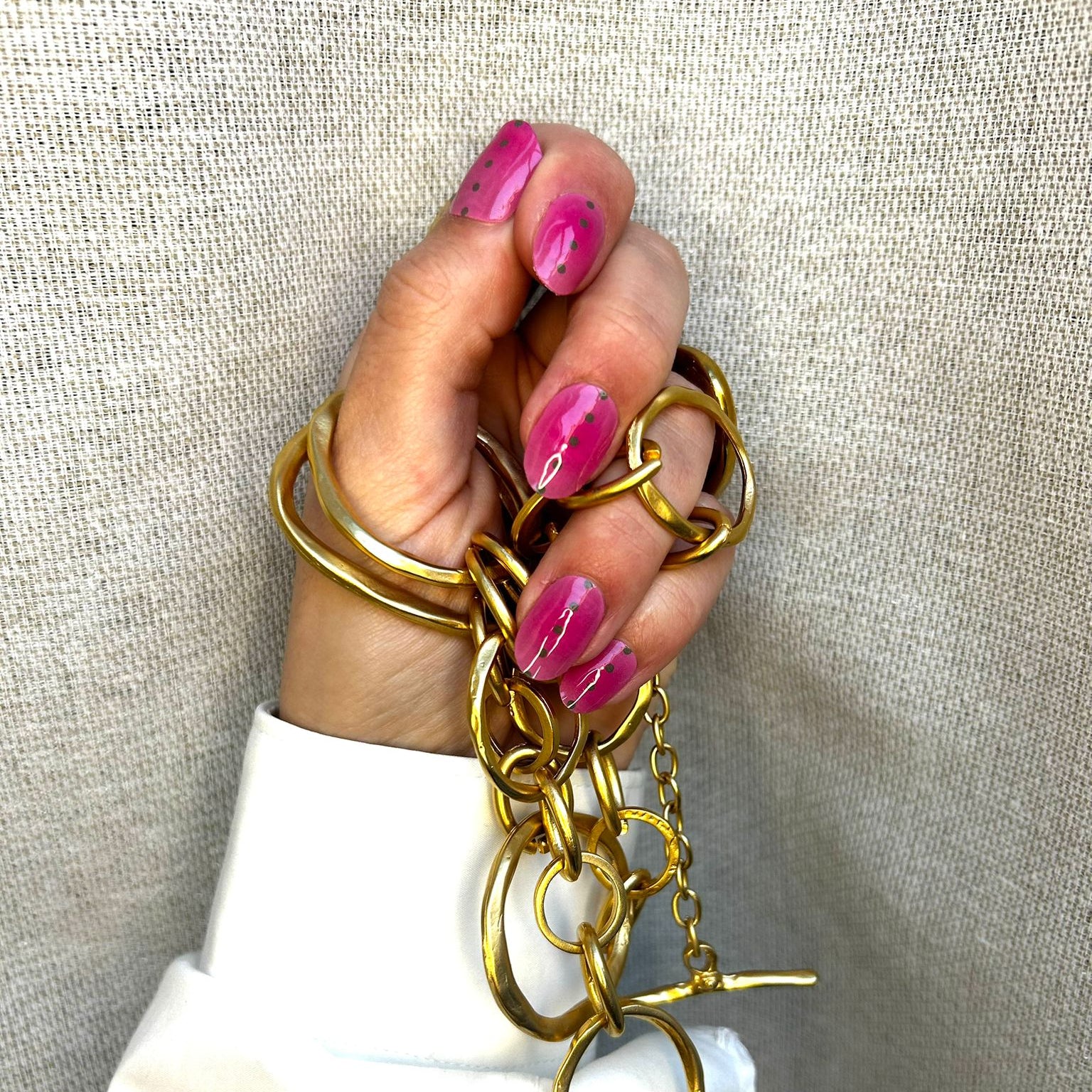 Aura Pop Maniac Nails gellak stickers Manicure Nail Art Nails Pink hand Dots