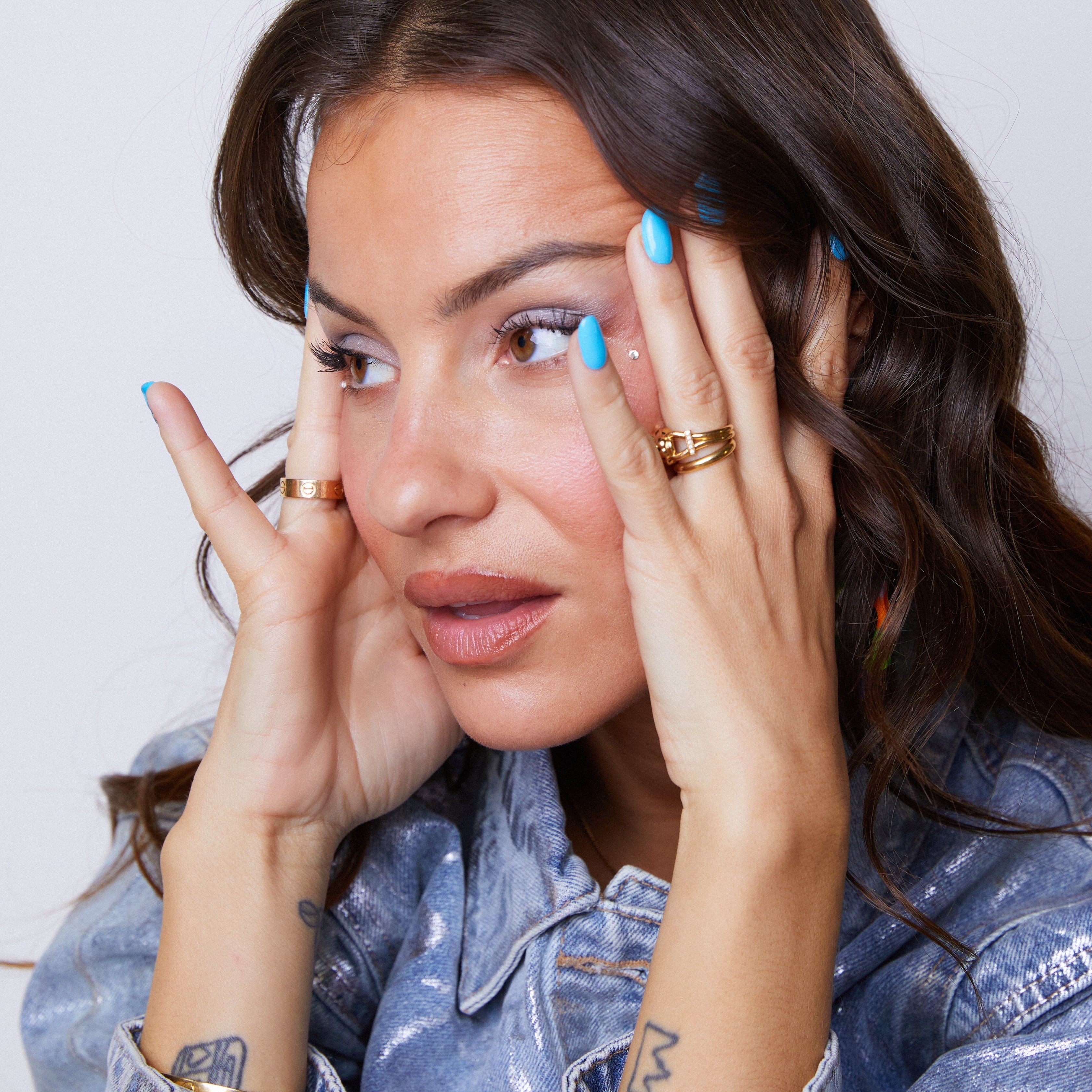 Cool girl Lizzy van der ligt x maniac Blauwe nagels