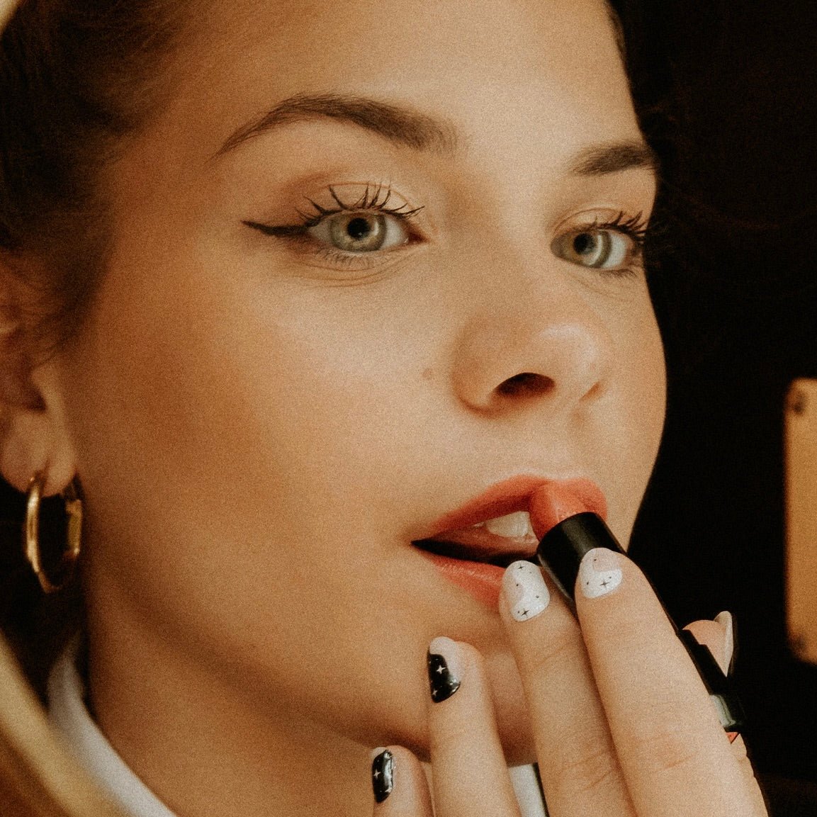 Lumos by Emma Keuven Nail Art Black and White stars and the moon Manicure Gellak stickers lipstick