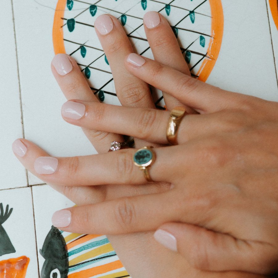 Maniac Nails Nicole Neutral
