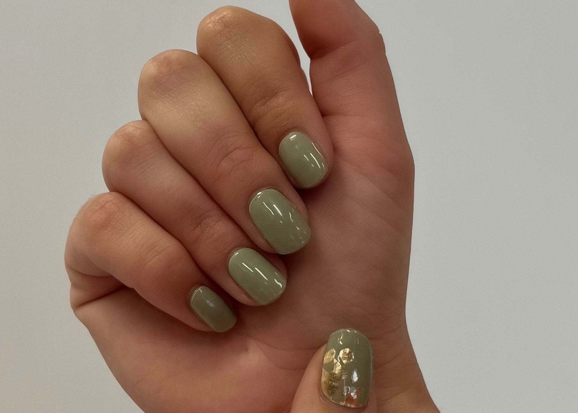 The Party Issue by JAN Maniac Nails gellak stickers Manicure Green gold