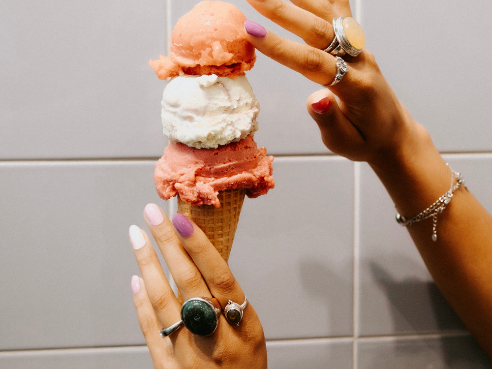 3 Scoops Please Maniac Nails gellak stickers Manicure Nail Art Purple Pink Red ice cream and rings