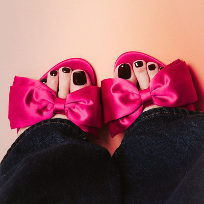 bruine tenen gellak stickers roze schoenen