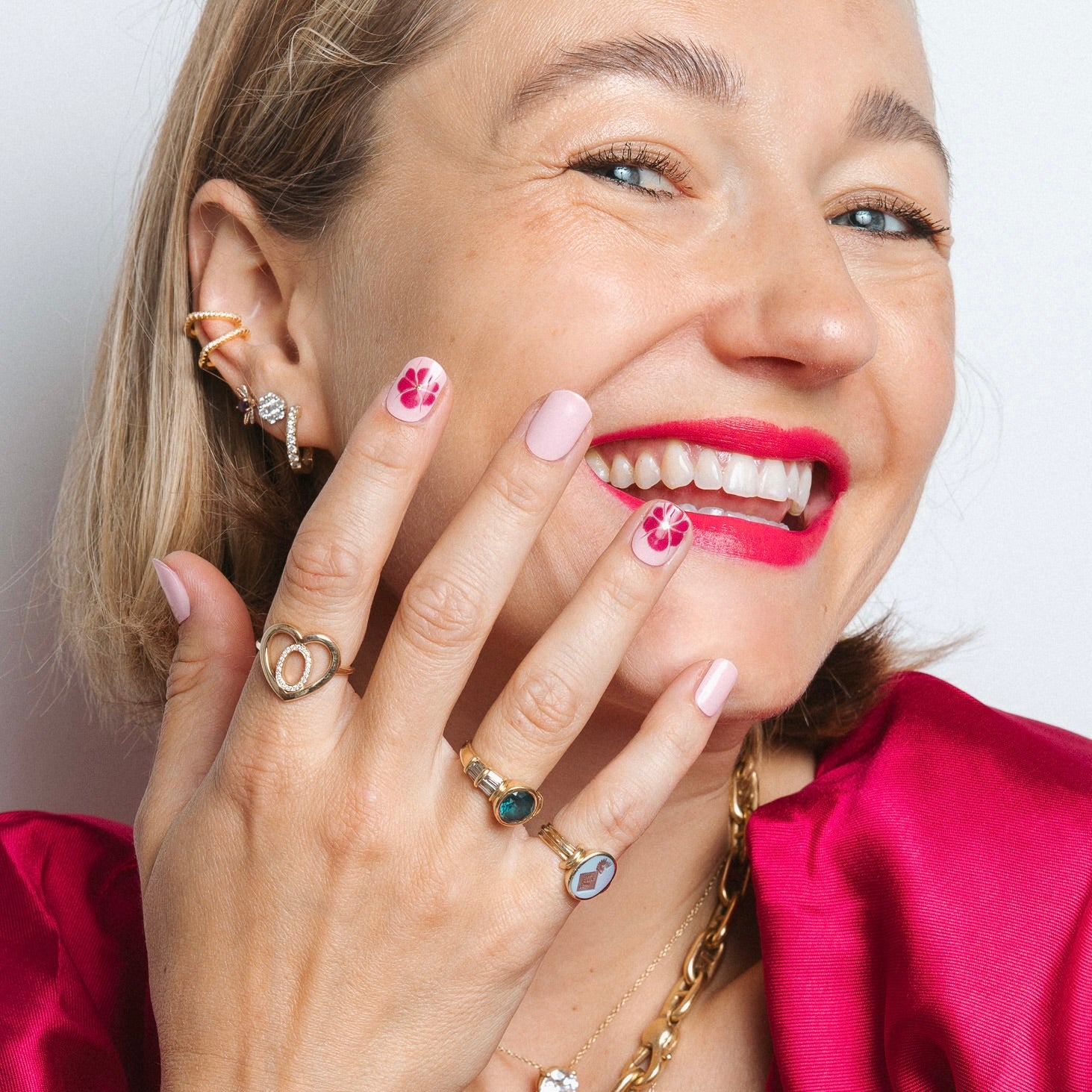 Dahlia by Carolien Spoor Maniac gellak stickers manicure nail art pink smile