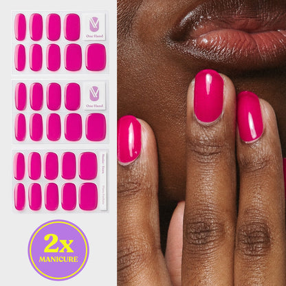 Fiona Fuchsia gellak stickers voor 2 manicures, stickervellen en resultaat op de nagels | Maniac Nails