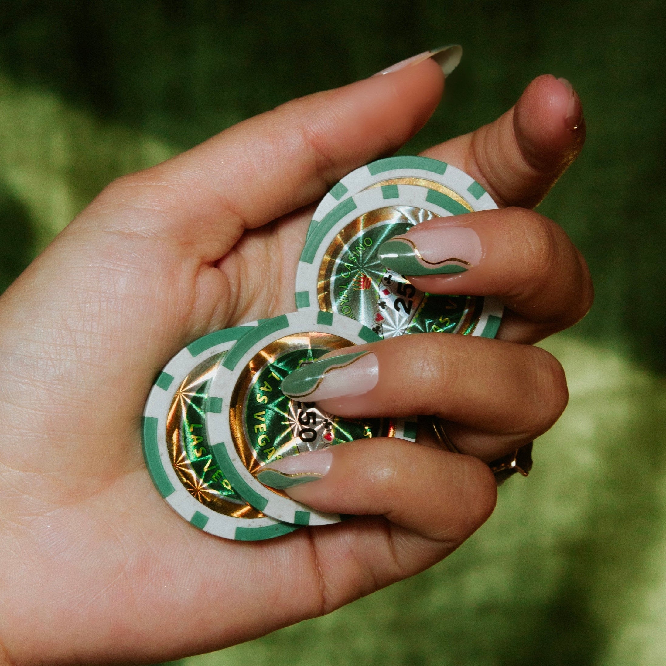 Forest Gleam Maniac gellak stickers Manicure green gold neutral casino