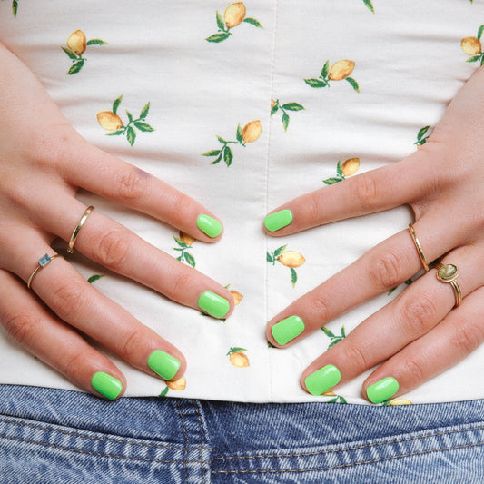 Georgia Green Maniac Nails Gellak Stickers 2 Hand Gold Rings Lemon Top