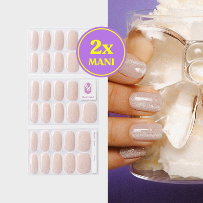 Glossy gellak stickers voor 2 manicures, stickervellen en resultaat op de nagels | Maniac Nails