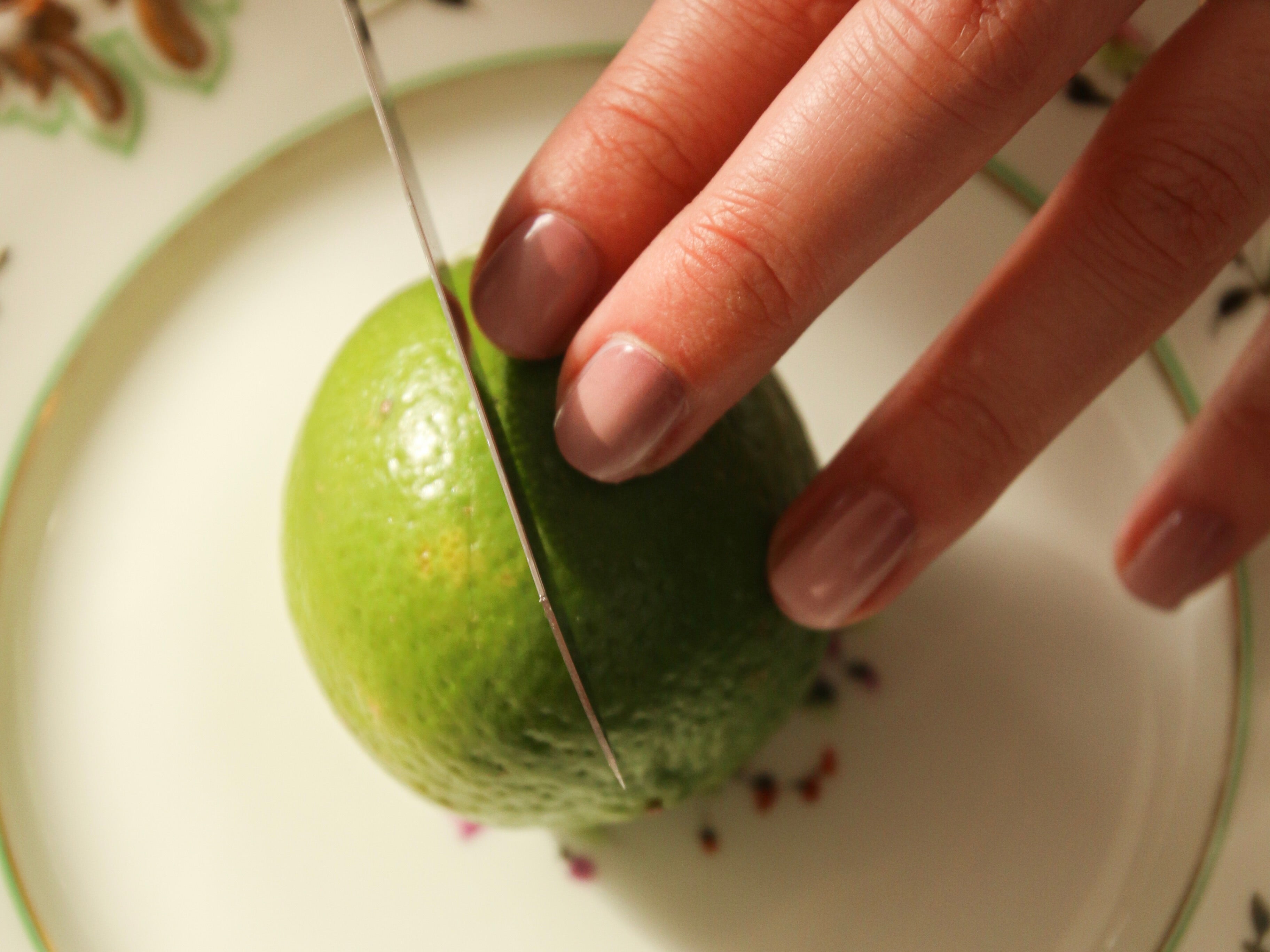 Latte Macchiato Maniac Nails gellak sticker Manicure Nail Art Brown cutting lemon