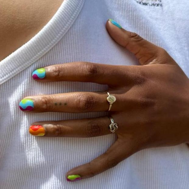 Pride Maniac Nails stickers regenboog