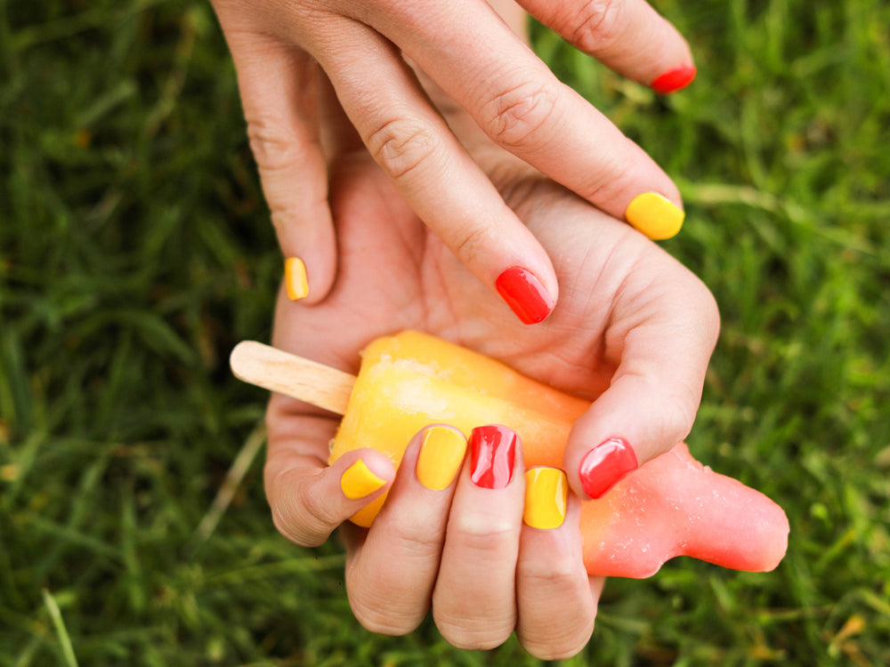 Rocketpower by Geraldine Kemper Maniac Nails gellak stickers manicure yellow red Nailart ice cream