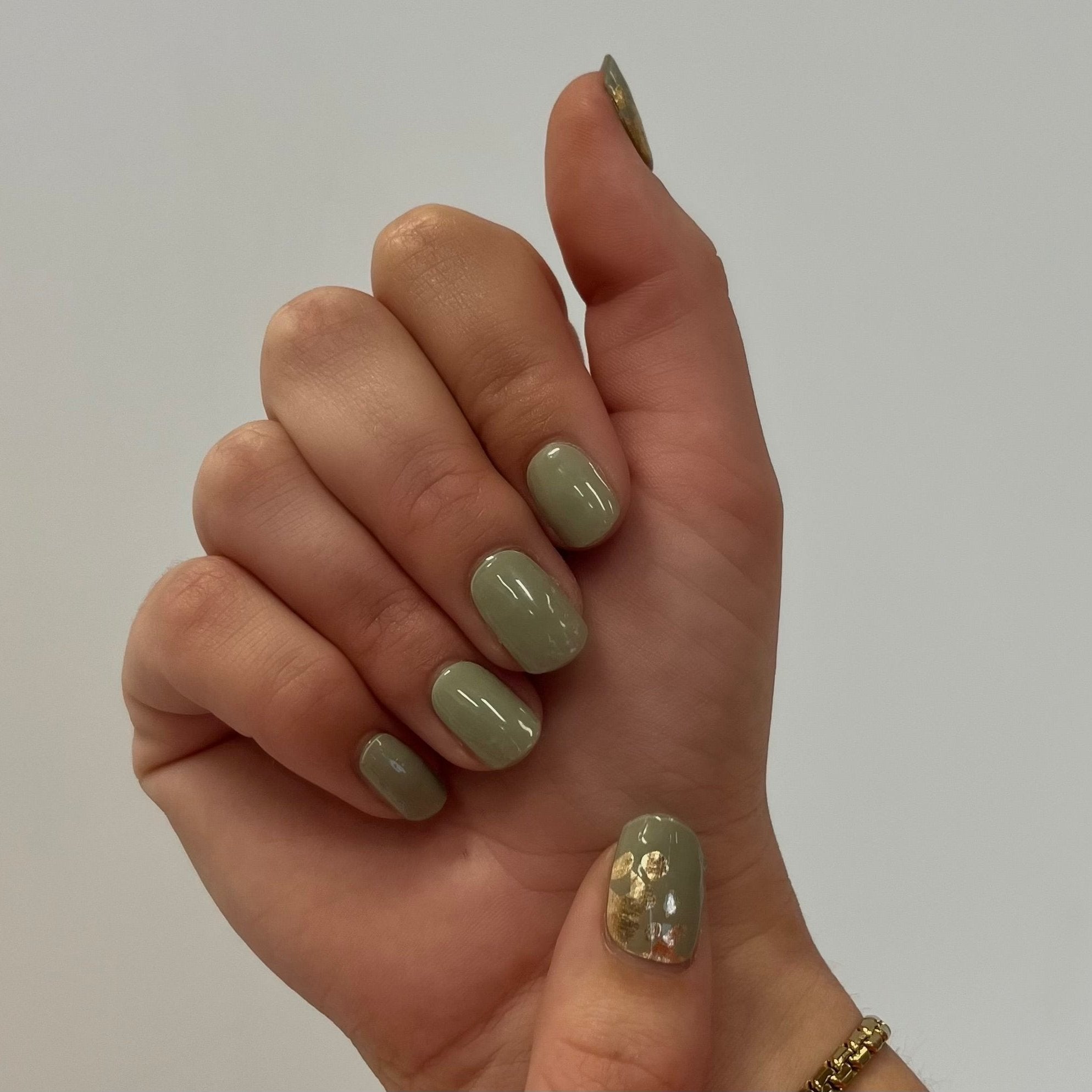 The Party Issue by JAN Maniac Nails gellak stickers Manicure Green gold