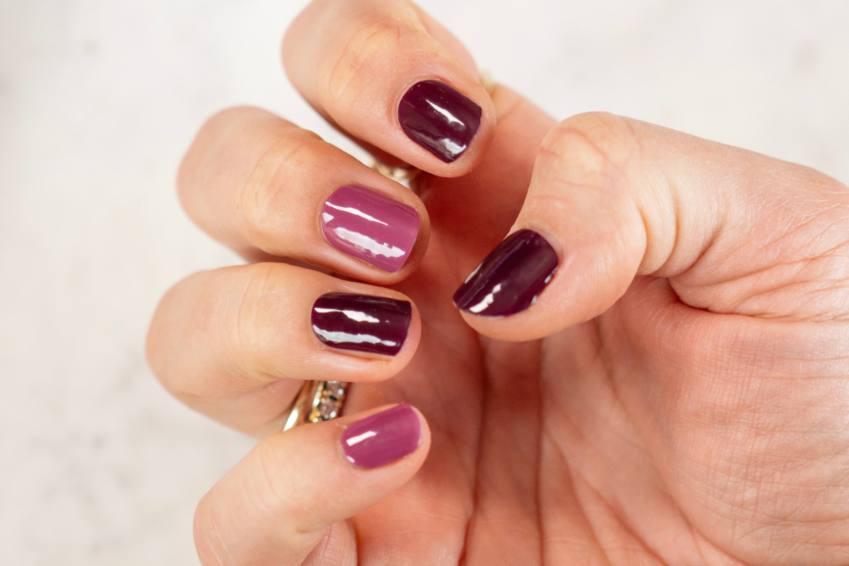 Carolien Spoor Maniac Nails Gellak Stickers Manicure Purple Nail Art Twice as Nice