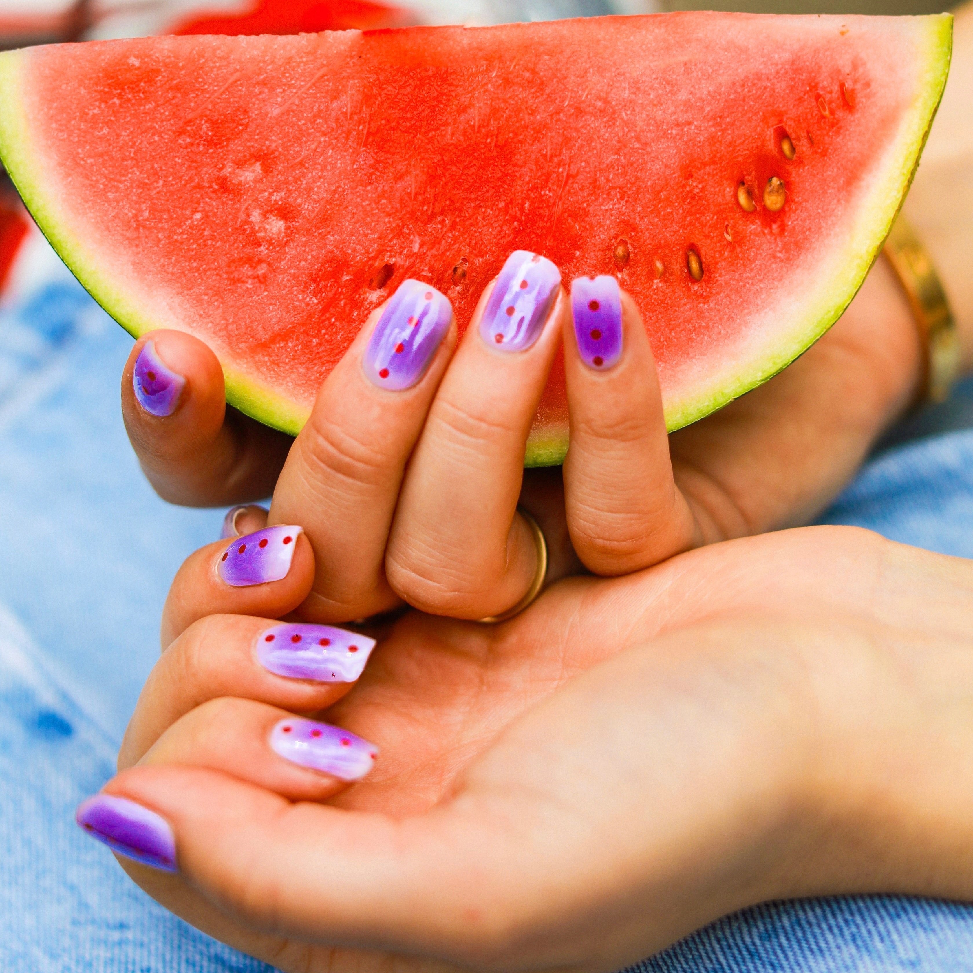 Watermelon by Geraldine Kemper Maniac gel stickers paars met rode stippen en een watermeloen