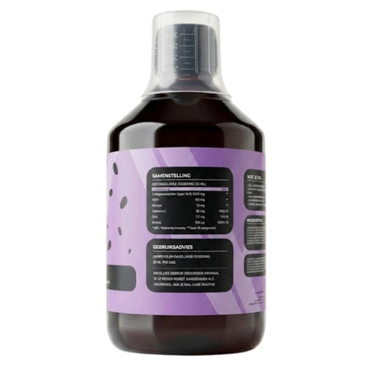 Side label of the Maniac Nails Nail Vitamin Shot showing the composition per 20 ml daily dose: collagen peptides, MSM, silicon, vitamin C, zinc and biotin, plus usage advice for a 10 to 12 week beauty routine.