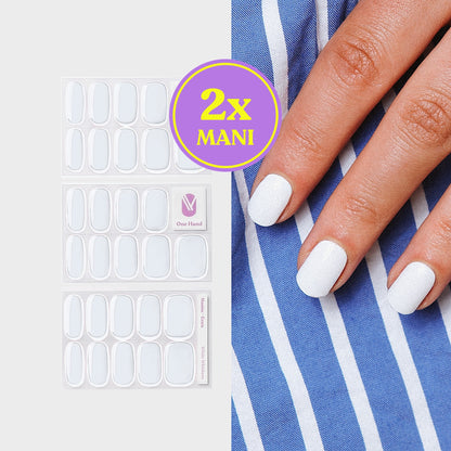 White Whiskers by Emma Keuven gellak stickers voor 2 manicures, stickervellen en resultaat op de nagels | Maniac Nails
