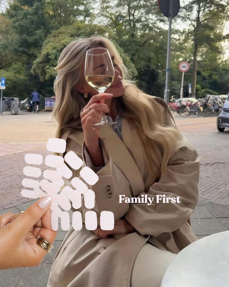Matching drinks to manis! 🍸💅
ㅤ
How do you think we did? 👀