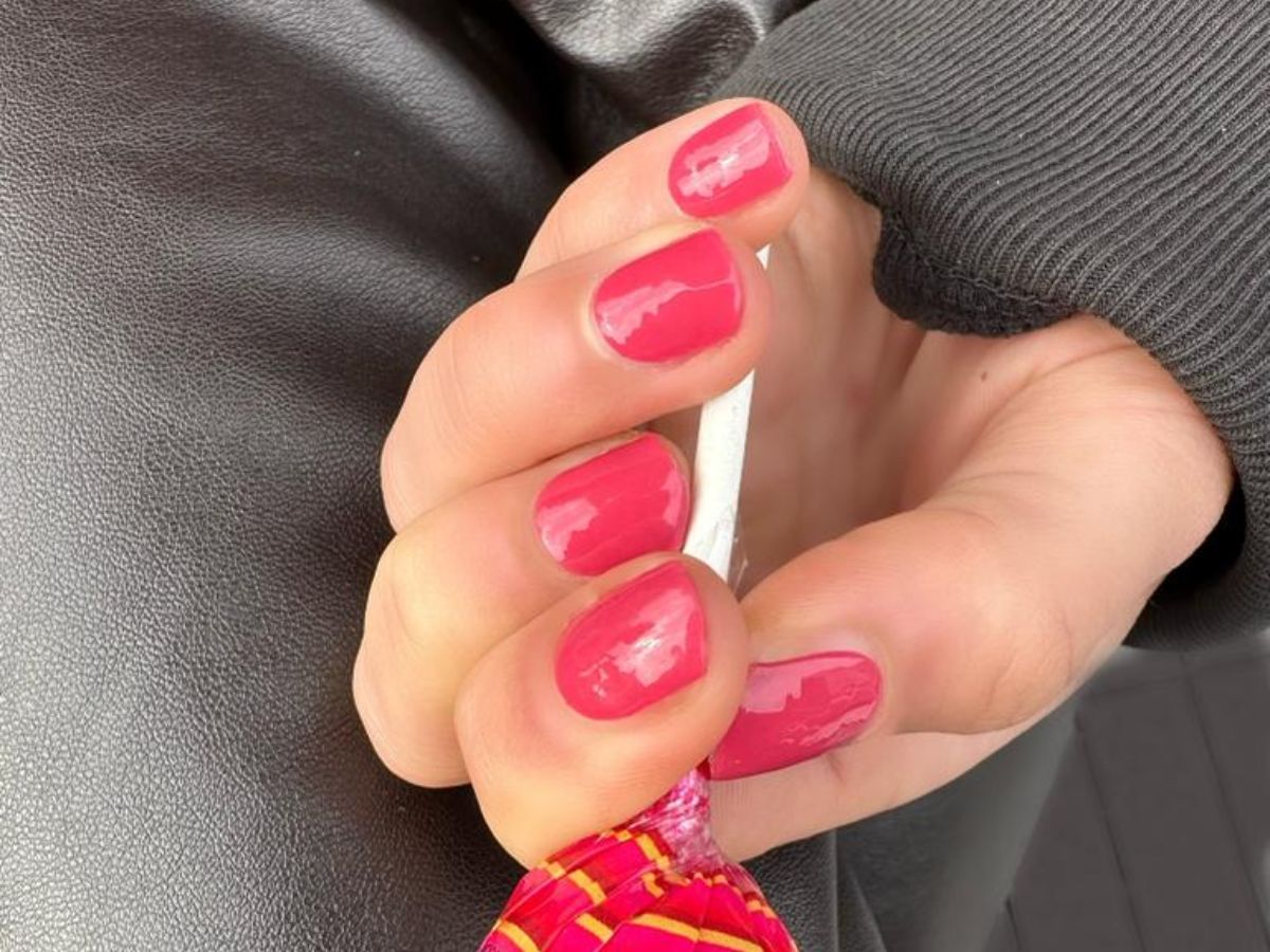Rosy Red maniac Nails Gellak Sticker Manicure  Lolli